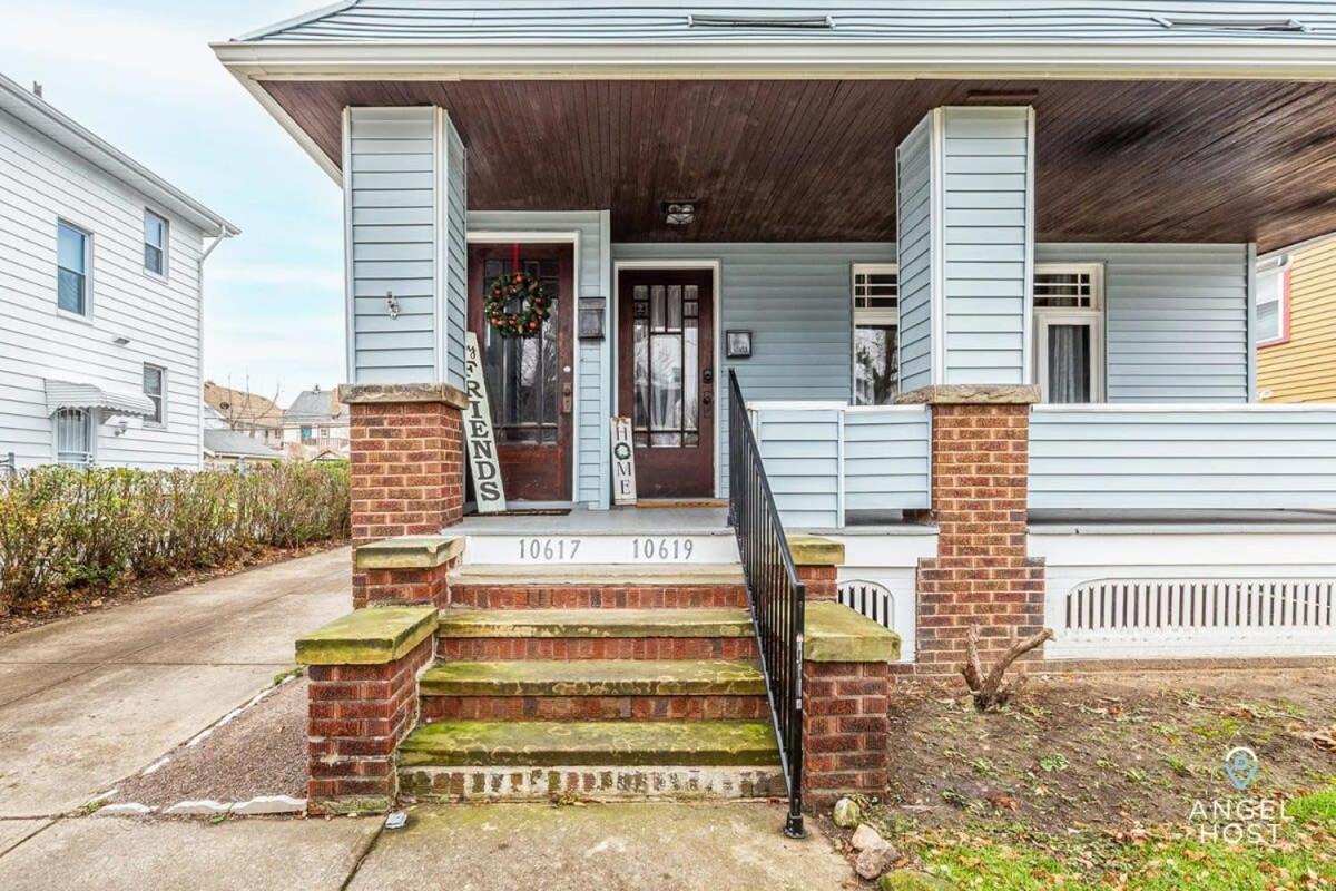 Beautifully Remodeled Duplex Apt In West Blvd Cleveland Dış mekan fotoğraf