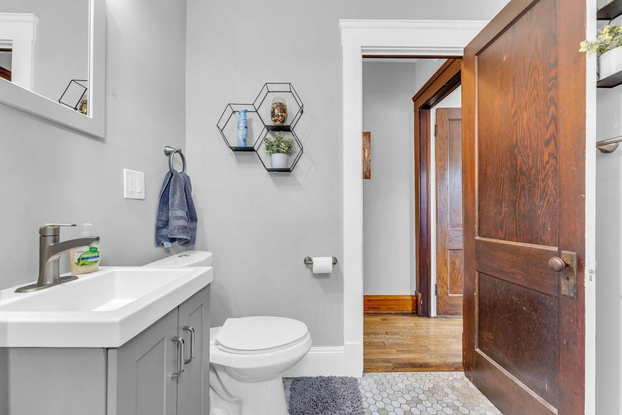 Beautifully Remodeled Duplex Apt In West Blvd Cleveland Dış mekan fotoğraf