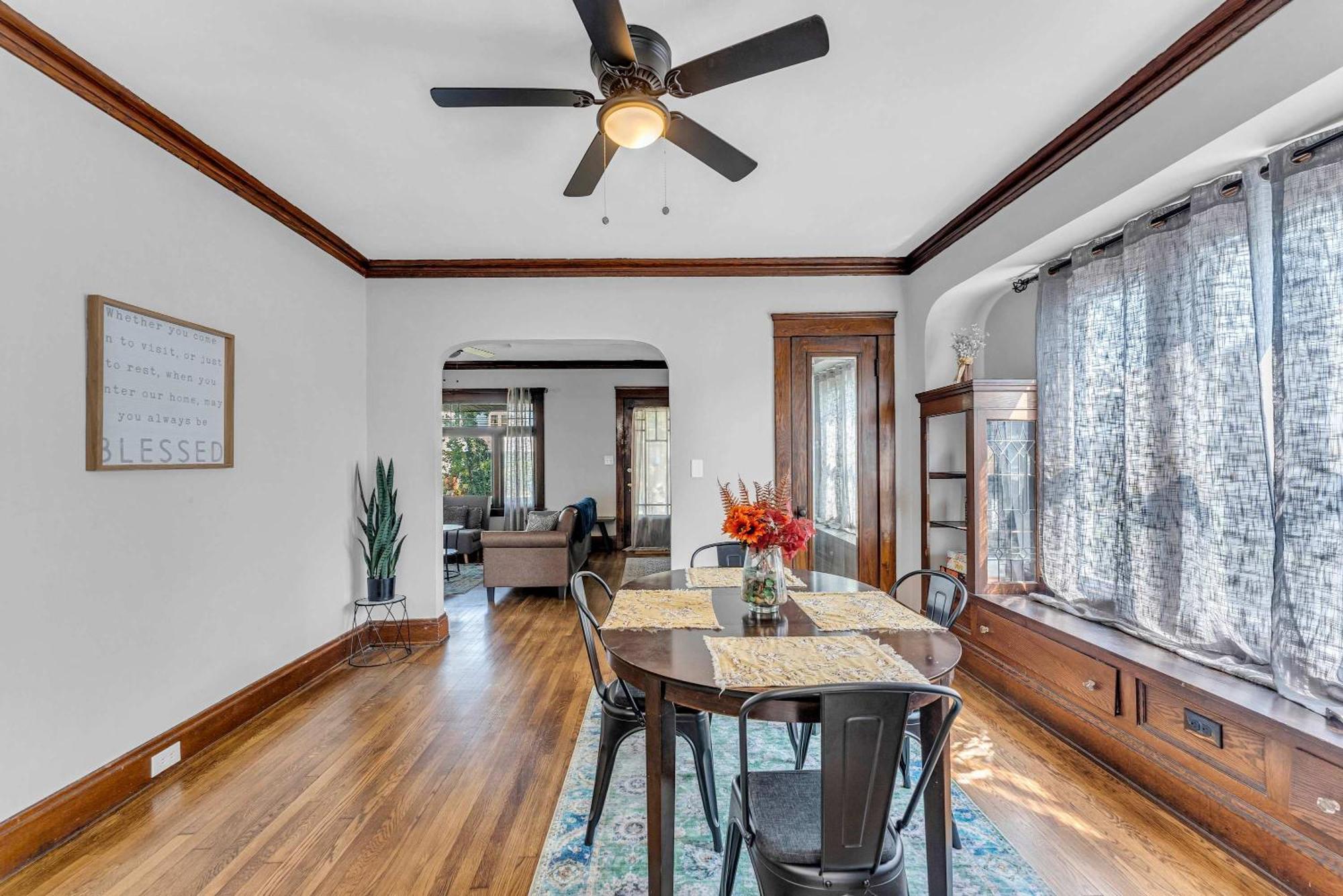 Beautifully Remodeled Duplex Apt In West Blvd Cleveland Dış mekan fotoğraf