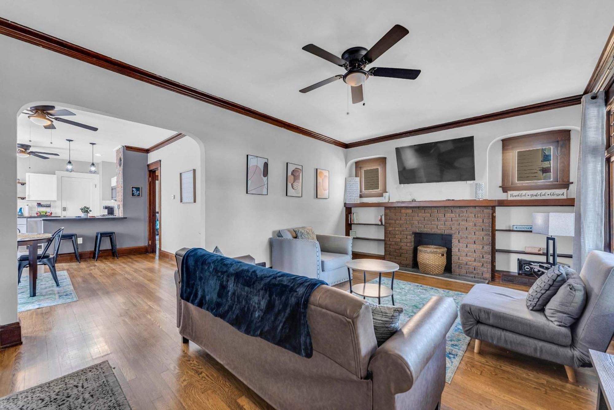 Beautifully Remodeled Duplex Apt In West Blvd Cleveland Dış mekan fotoğraf