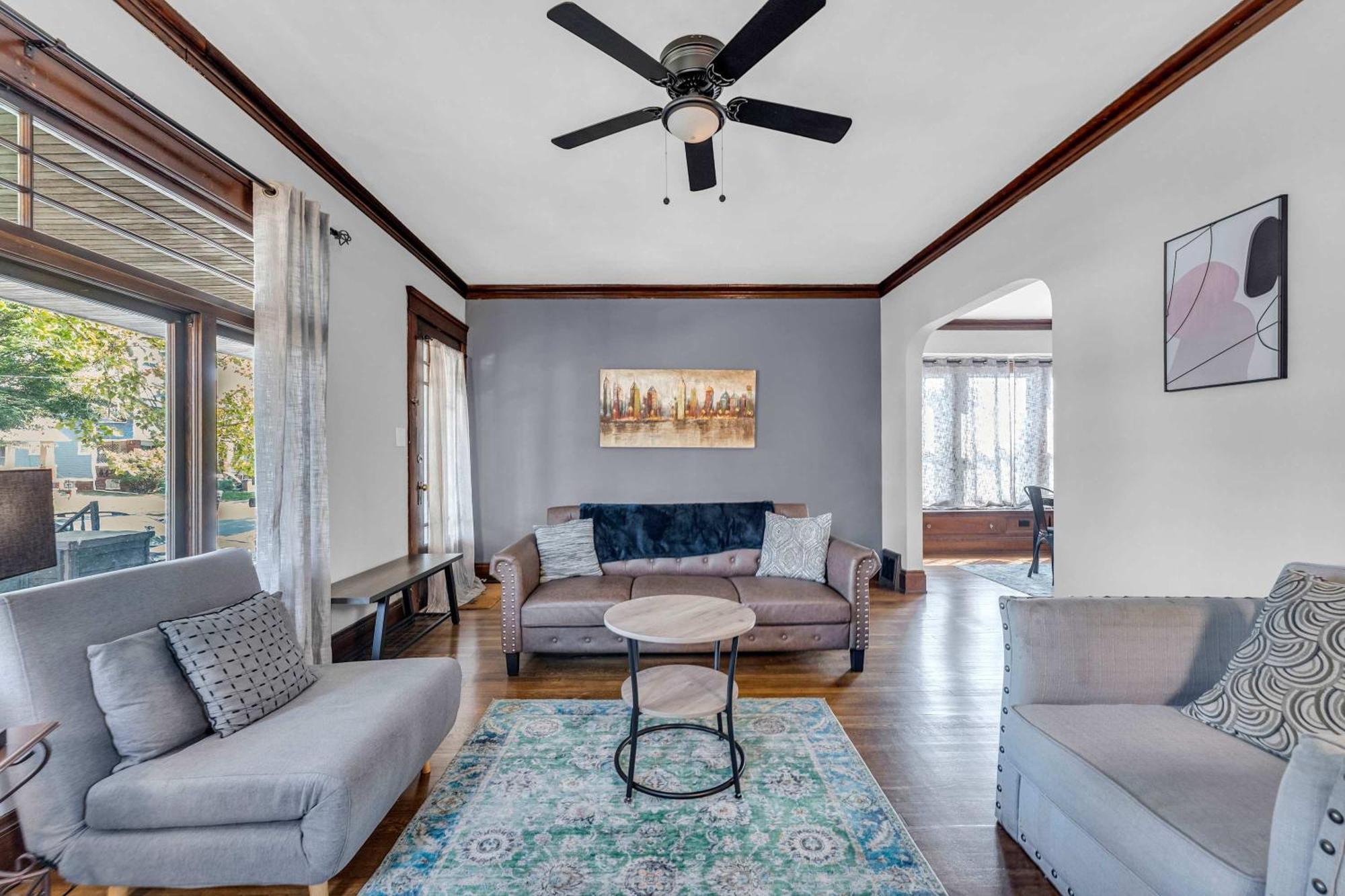 Beautifully Remodeled Duplex Apt In West Blvd Cleveland Dış mekan fotoğraf